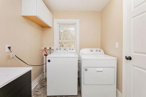 112 Cleveland Street Enderlin ND 58027