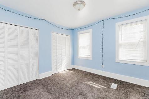 112 Cleveland Street Enderlin ND 58027