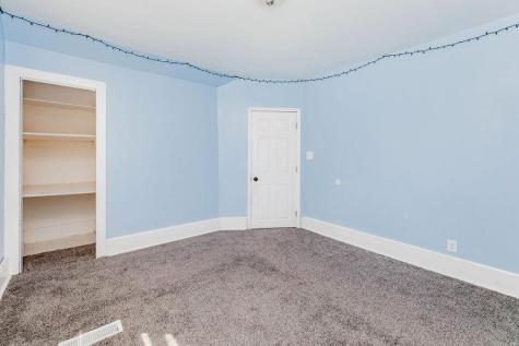 112 Cleveland Street Enderlin ND 58027