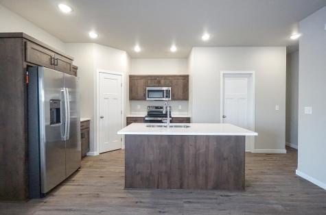 6020 80th Avenue S Fargo ND 58047