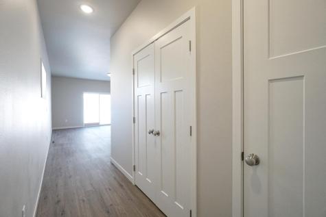 6020 80th Avenue S Fargo ND 58047