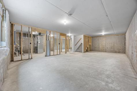 1021 61st Avenue W West Fargo ND 58047