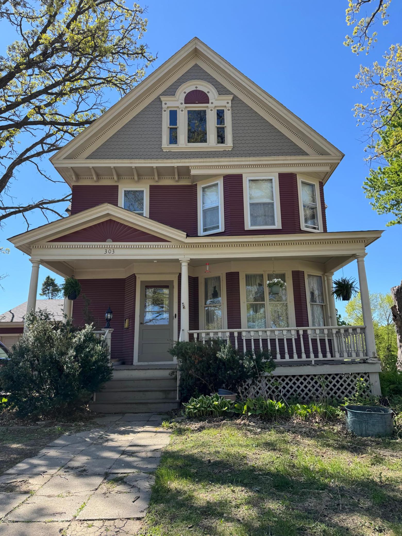 303 E Academy Street Owatonna MN 55060