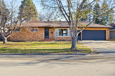 1708 3rd Street S Moorhead MN 56560