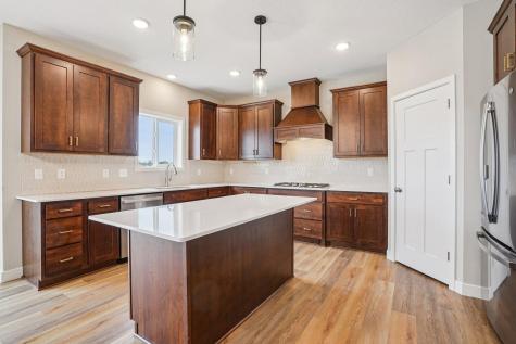 11624 5th Street NE Hanover MN 55341