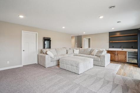 11624 5th Street NE Hanover MN 55341