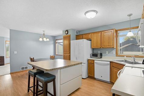 1108 Mockingbird Loop Sartell MN 56377