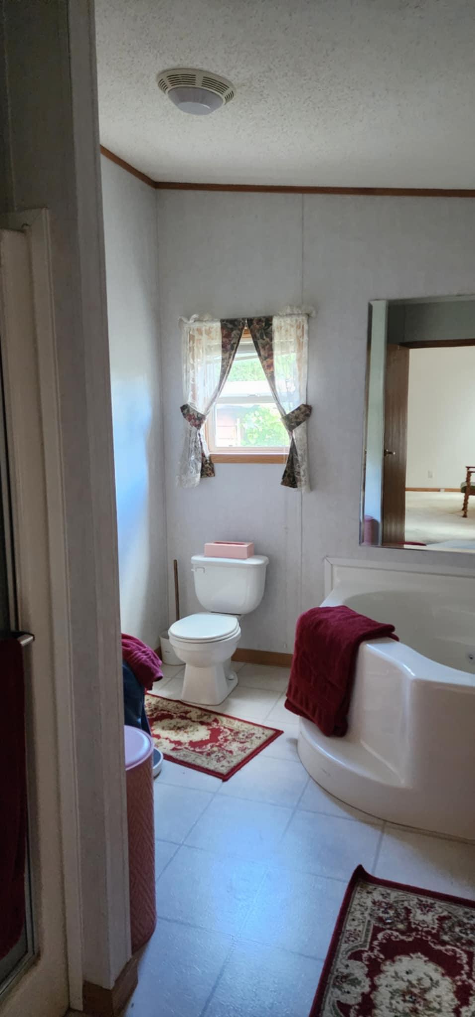 1104 E 18 1/2 Street Albert Lea MN 56007