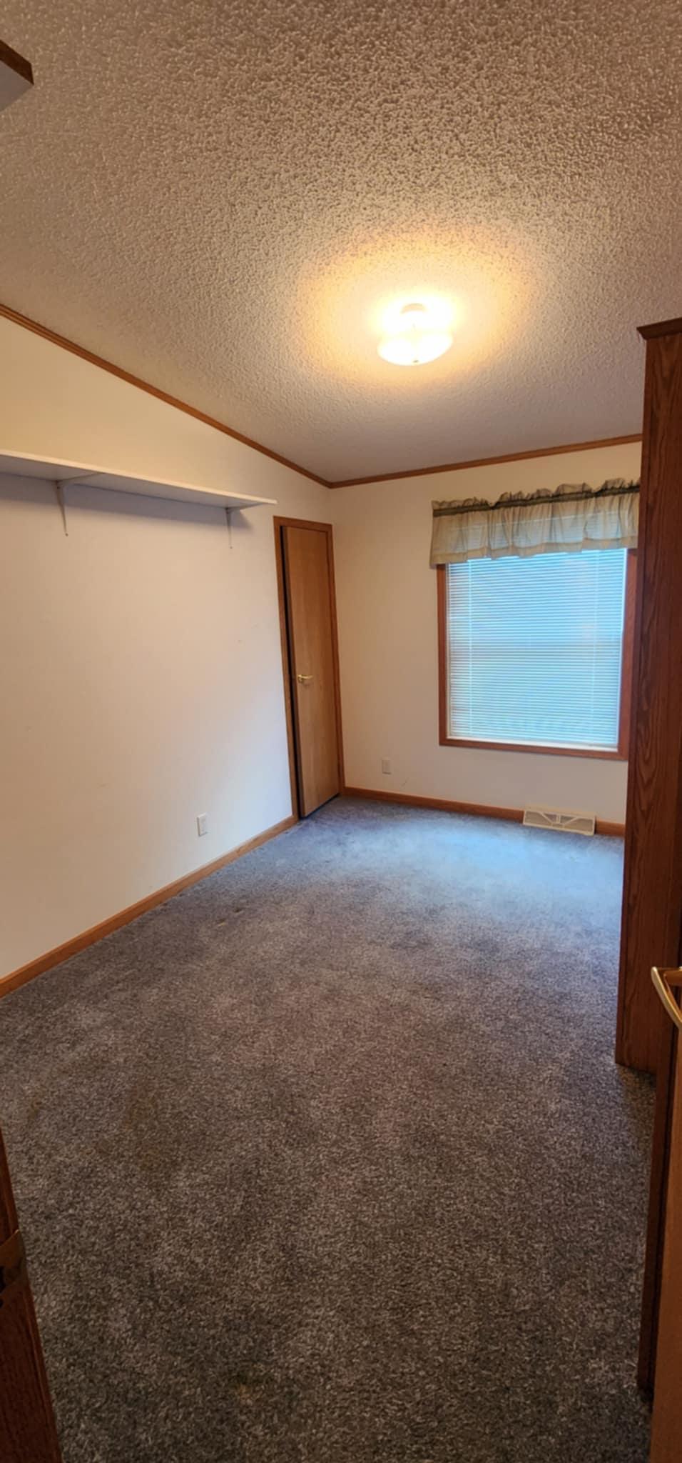 1104 E 18 1/2 Street Albert Lea MN 56007