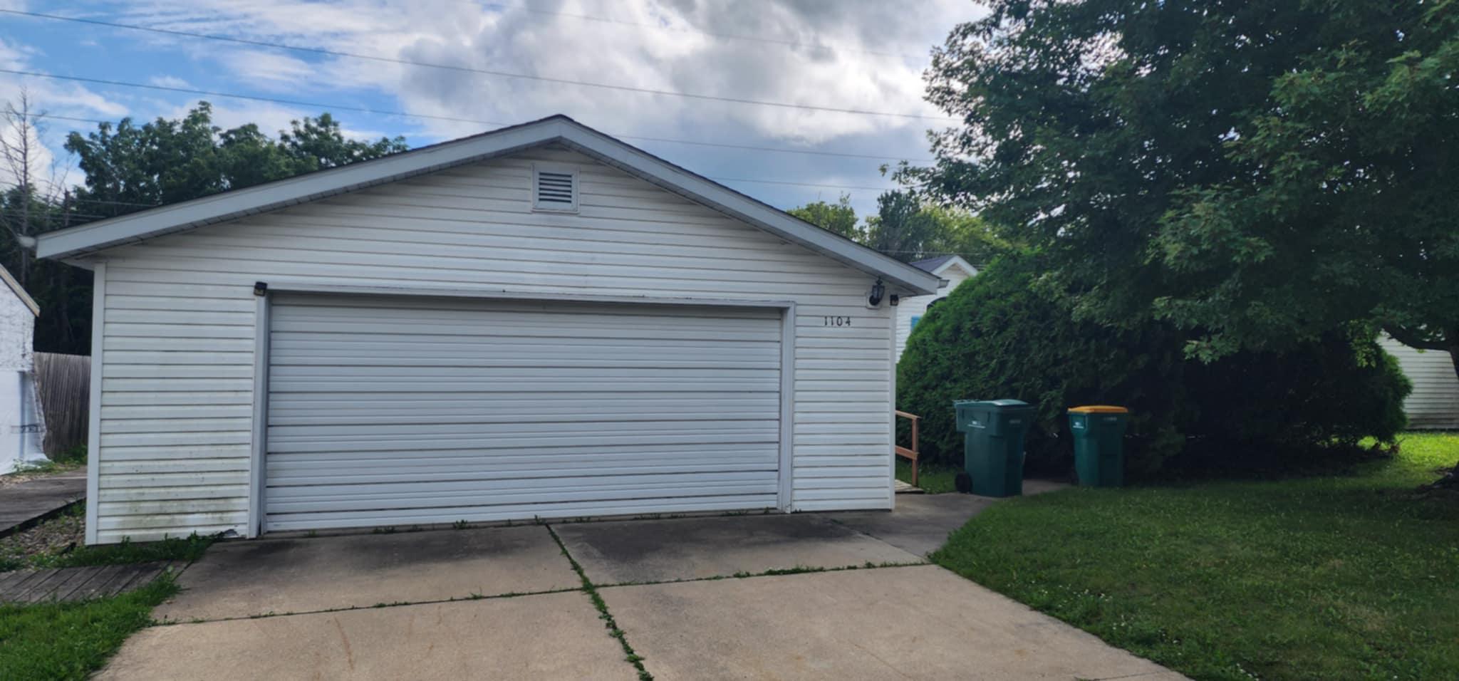 1104 E 18 1/2 Street Albert Lea MN 56007