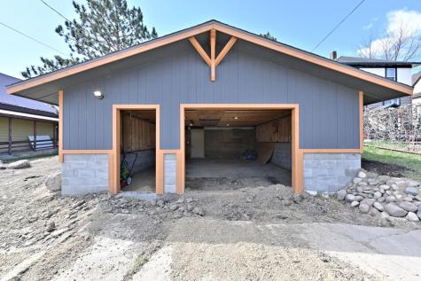 105 Roosevelt Street Coleraine MN 55722