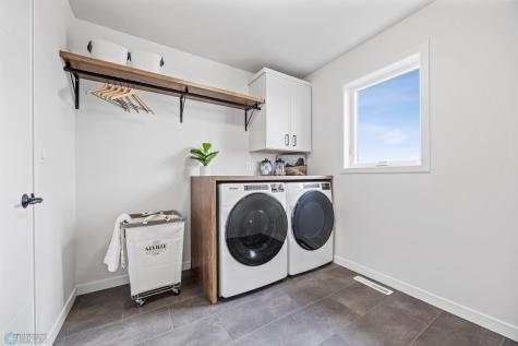 8318 61st Street S Horace ND 58047