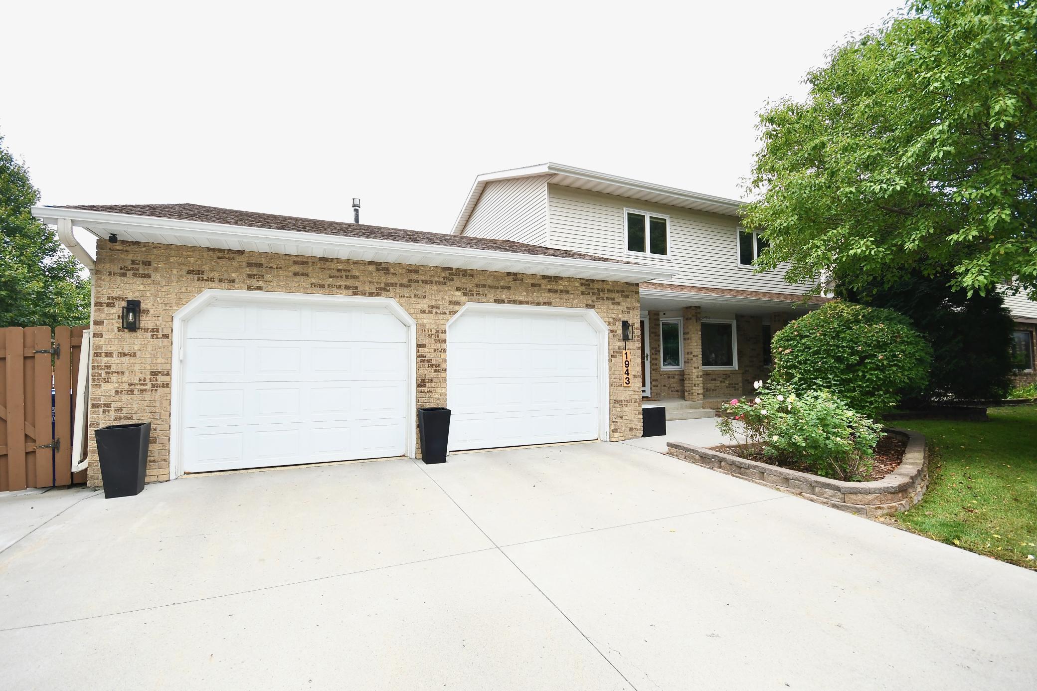 1943 19th Street S Fargo ND 58103