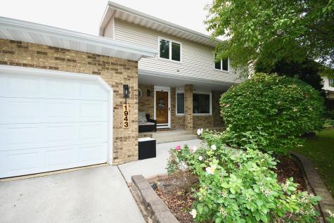 1943 19th Street S Fargo ND 58103