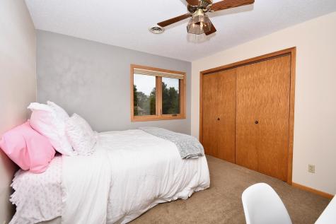 1943 19th Street S Fargo ND 58103