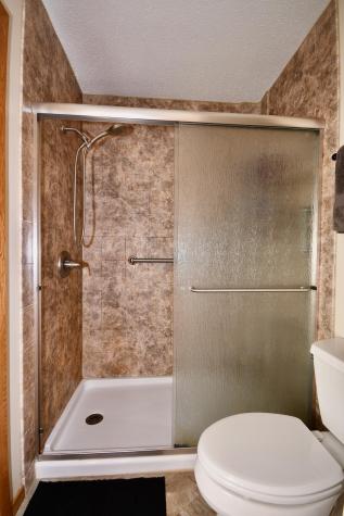 1943 19th Street S Fargo ND 58103