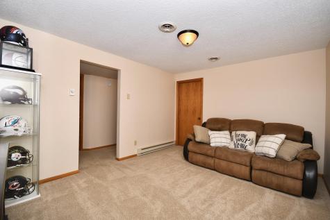 1943 19th Street S Fargo ND 58103