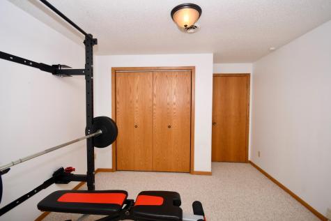 1943 19th Street S Fargo ND 58103