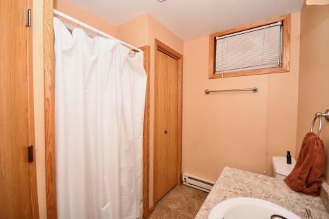 1943 19th Street S Fargo ND 58103