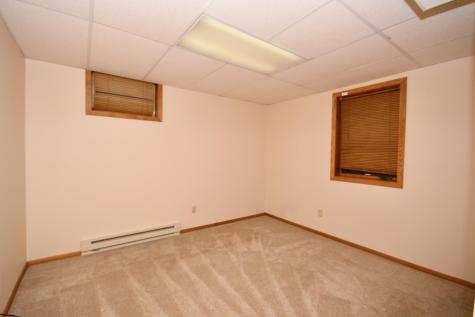 1943 19th Street S Fargo ND 58103