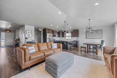 909 Ashley Drive W West Fargo ND 58078