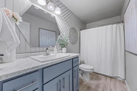 909 Ashley Drive W West Fargo ND 58078