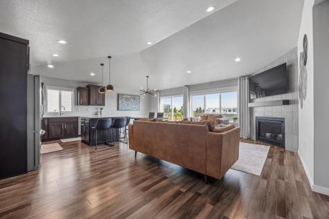 909 Ashley Drive W West Fargo ND 58078