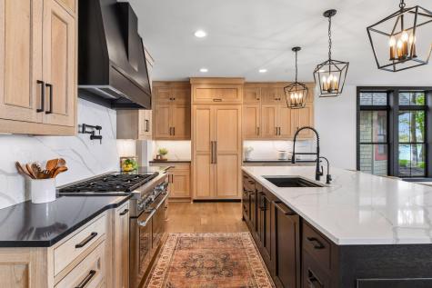 165 Mound Avenue Excelsior MN 55331