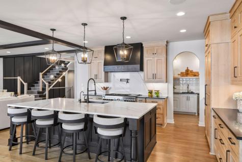 165 Mound Avenue Excelsior MN 55331