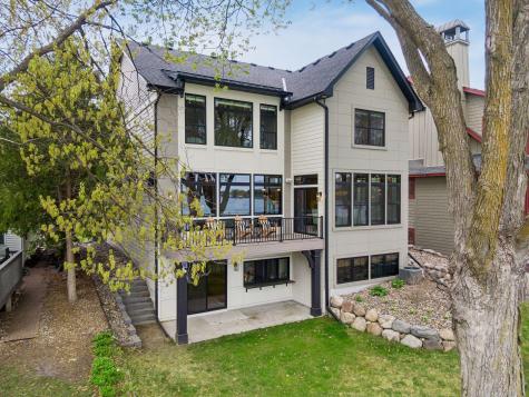 165 Mound Avenue Excelsior MN 55331