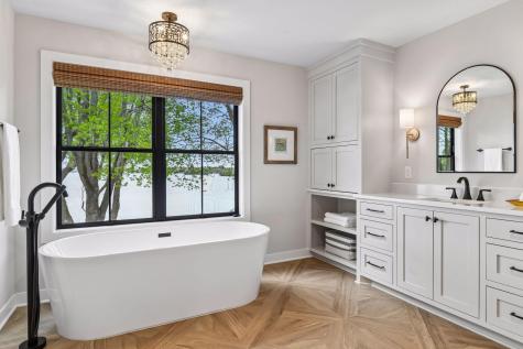 165 Mound Avenue Excelsior MN 55331