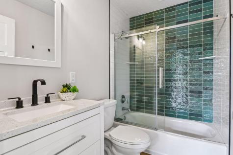 165 Mound Avenue Excelsior MN 55331