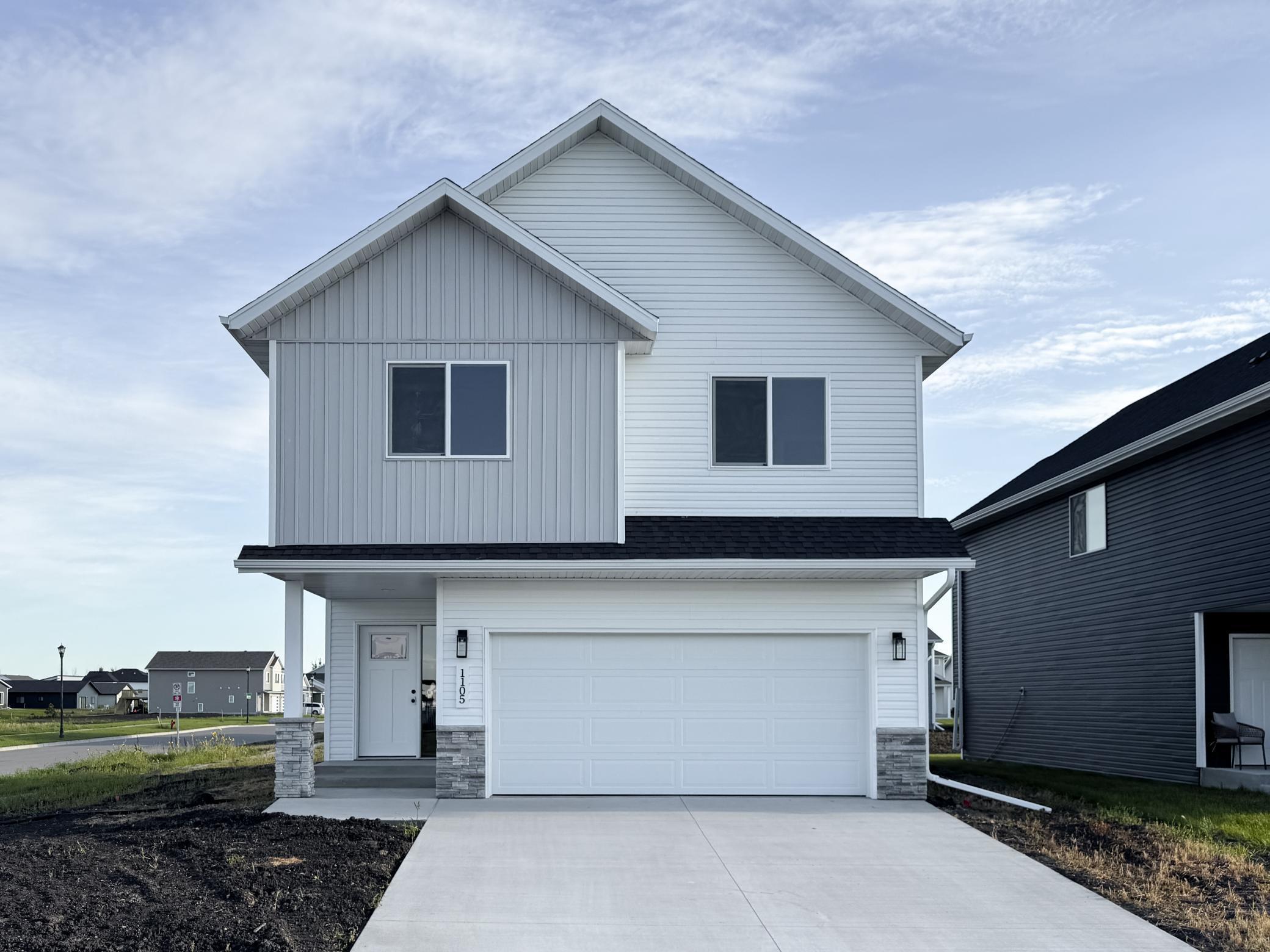 3252 36th Avenue S Moorhead MN 56560