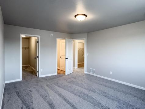 3252 36th Avenue S Moorhead MN 56560