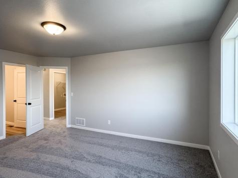 3252 36th Avenue S Moorhead MN 56560