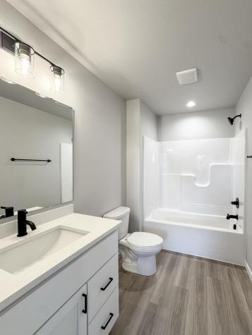 3252 36th Avenue S Moorhead MN 56560