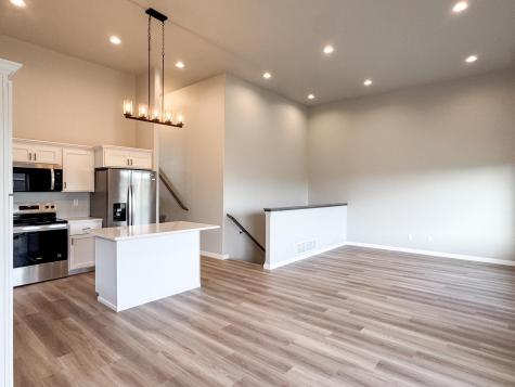 3252 36th Avenue S Moorhead MN 56560