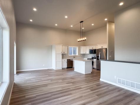 3252 36th Avenue S Moorhead MN 56560