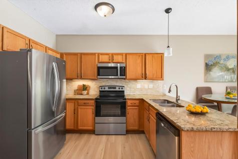 660 Kingfisher Lane Woodbury MN 55125
