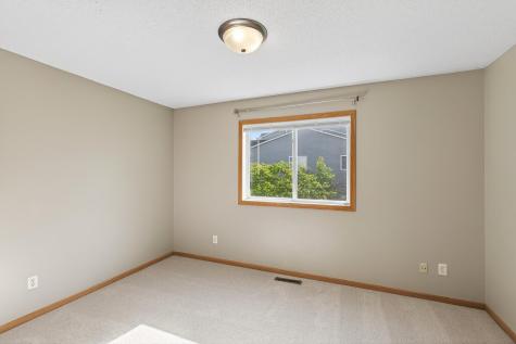 660 Kingfisher Lane Woodbury MN 55125