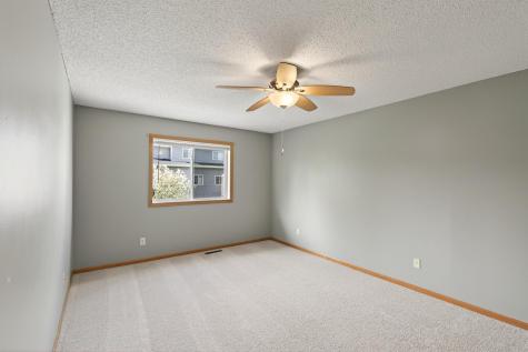 660 Kingfisher Lane Woodbury MN 55125