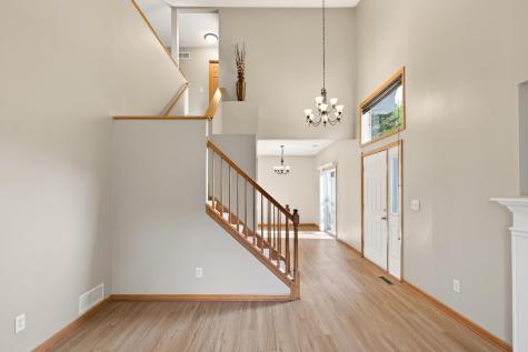 660 Kingfisher Lane Woodbury MN 55125