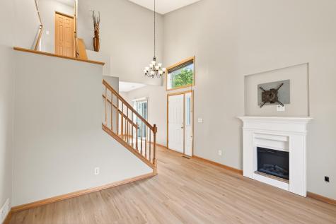 660 Kingfisher Lane Woodbury MN 55125