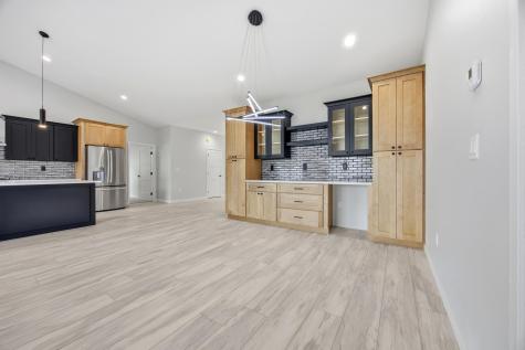 109 Annies Way Mapleton ND 58059