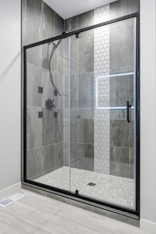 109 Annies Way Mapleton ND 58059