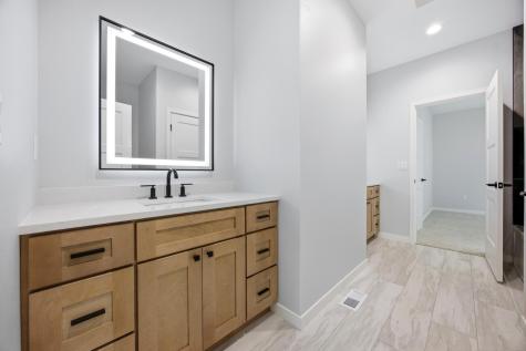 109 Annies Way Mapleton ND 58059