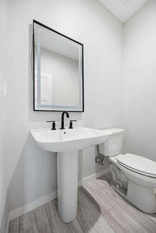 109 Annies Way Mapleton ND 58059