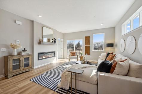 1531 Traverse Lane West Saint Paul MN 55118