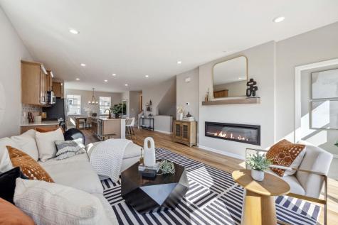 1531 Traverse Lane West Saint Paul MN 55118