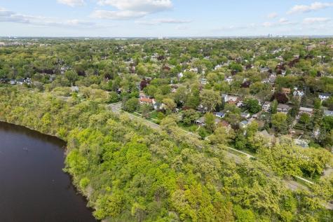 504 Mississippi River Boulevard S Saint Paul MN 55116